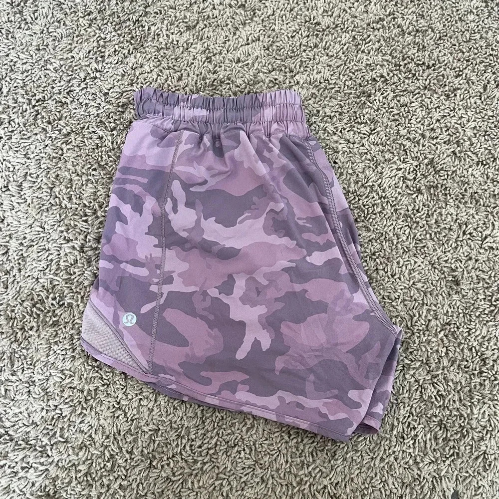 lululemon low-rise hottie hots